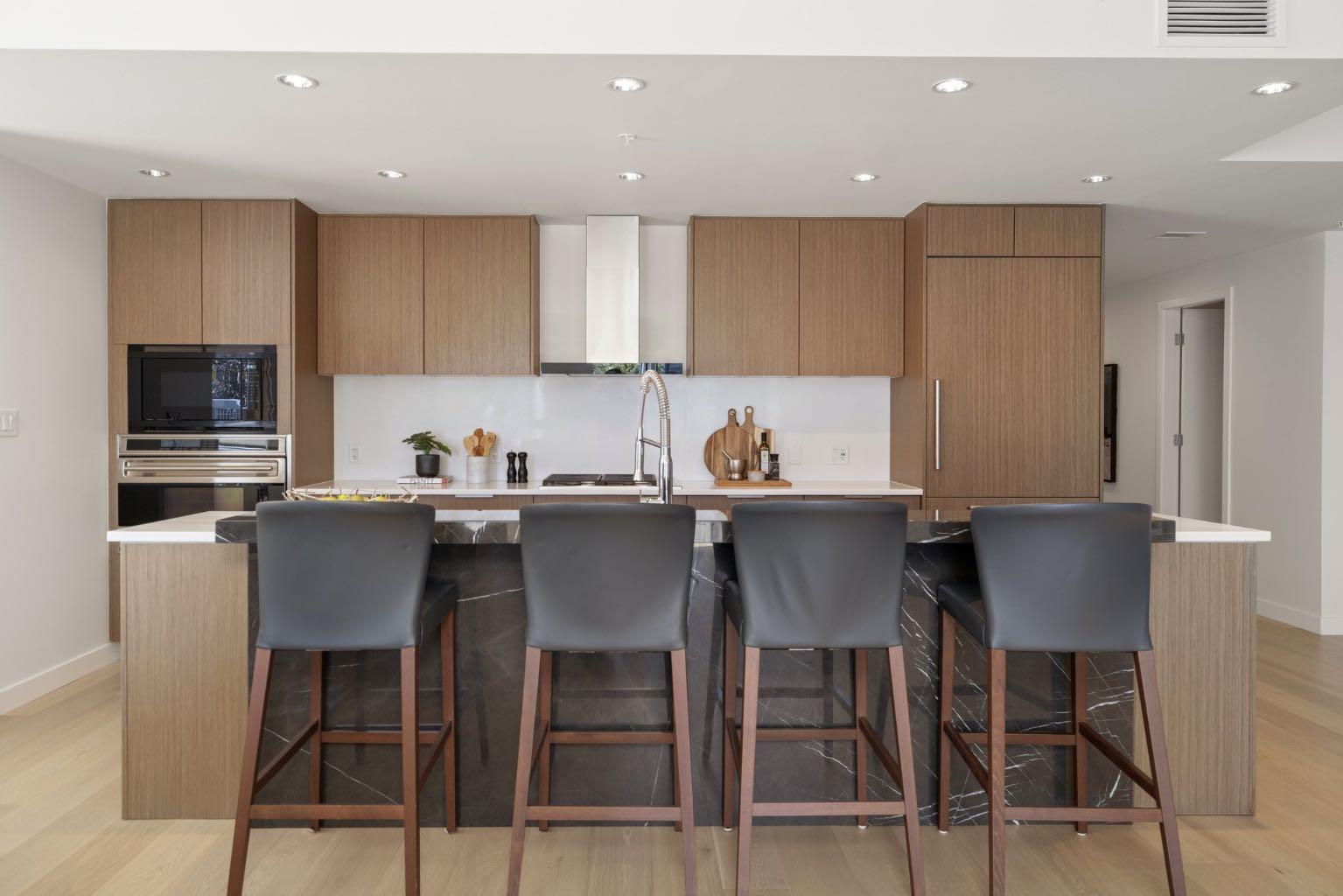 102, 88 Waterfront Mews SW