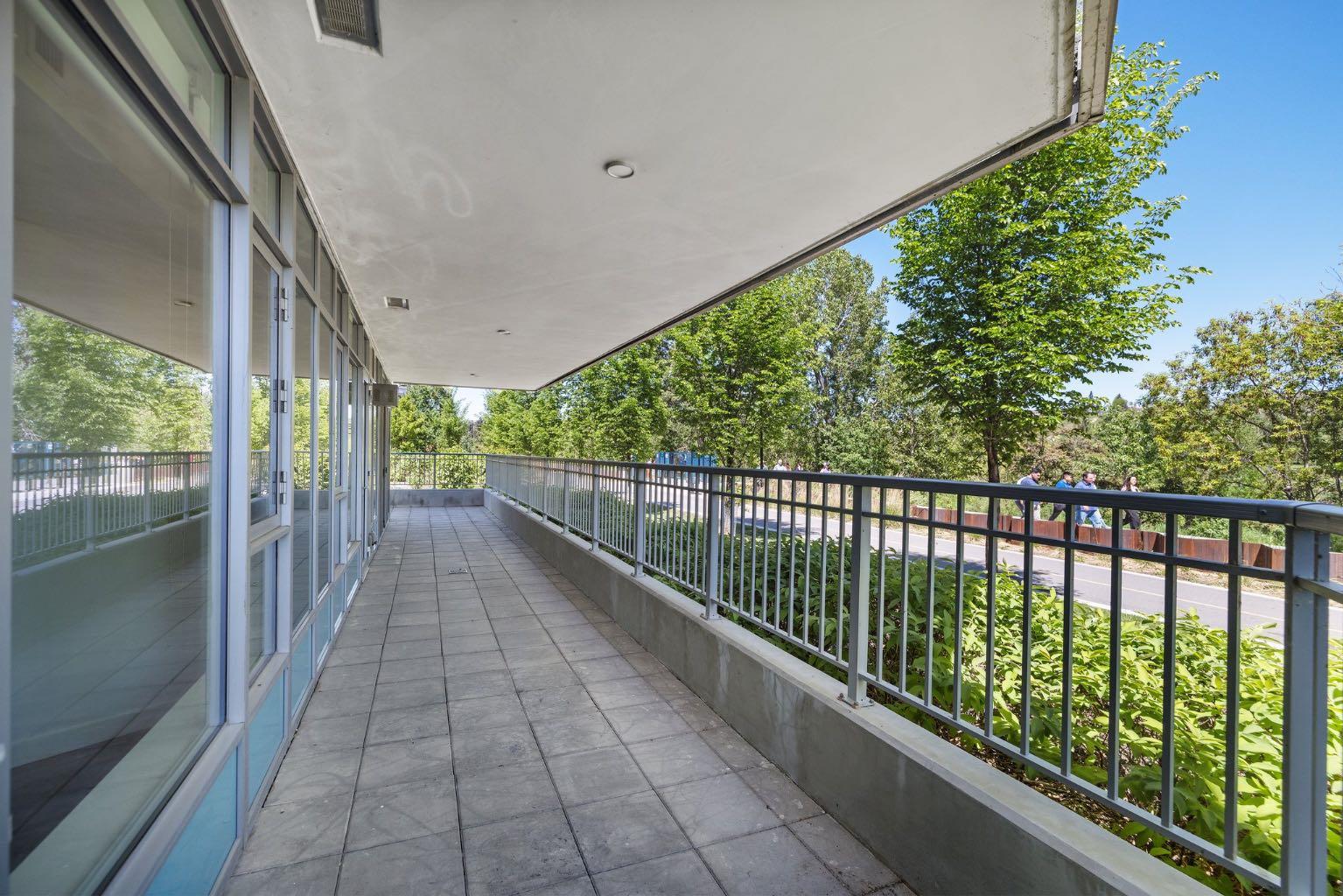 102, 88 Waterfront Mews SW