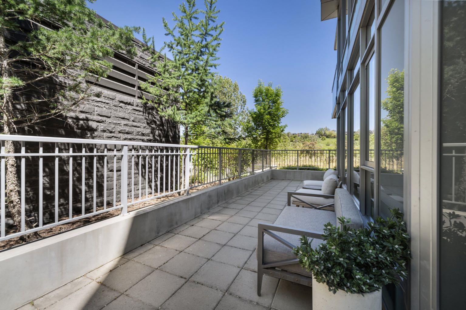 102, 88 Waterfront Mews SW
