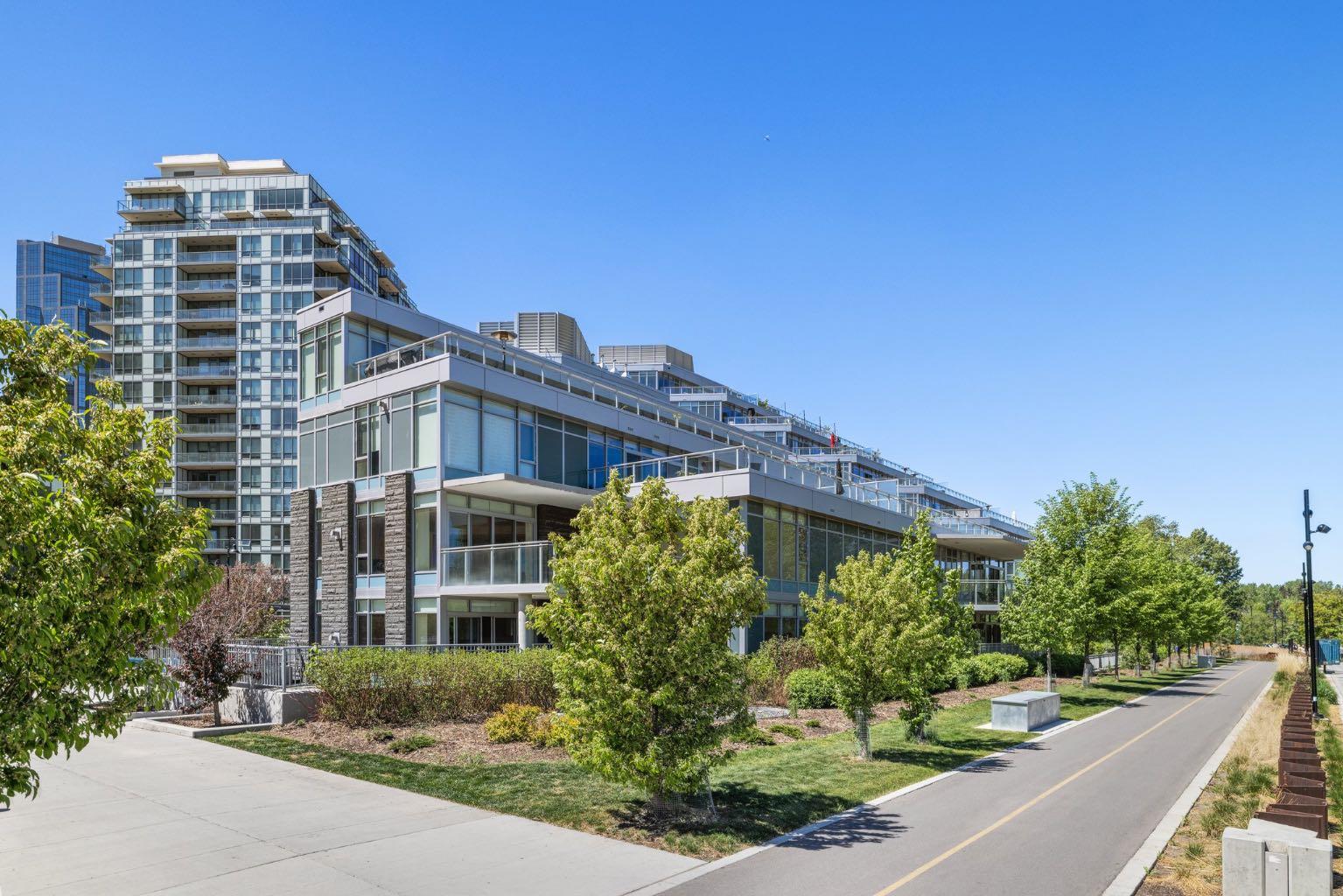 102, 88 Waterfront Mews SW
