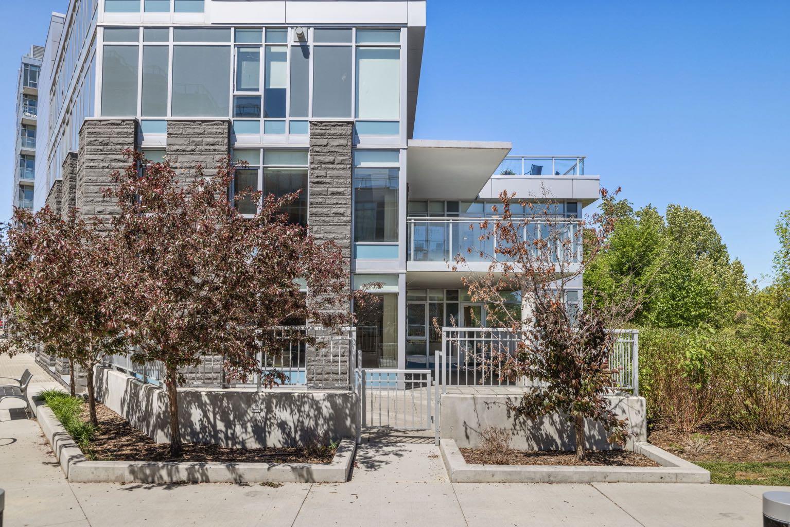 102, 88 Waterfront Mews SW