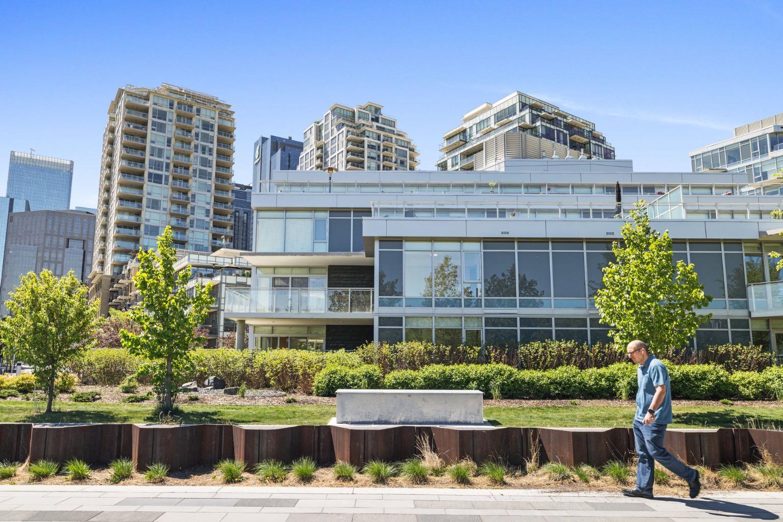 102, 88 Waterfront Mews SW