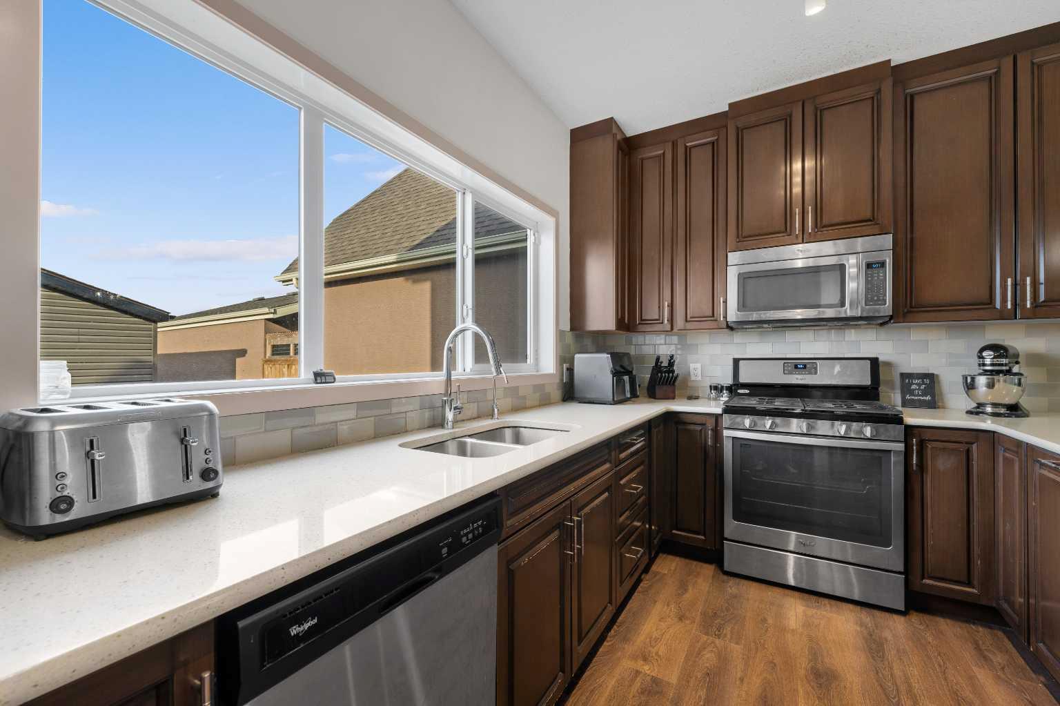107 MASTERS Heights SE