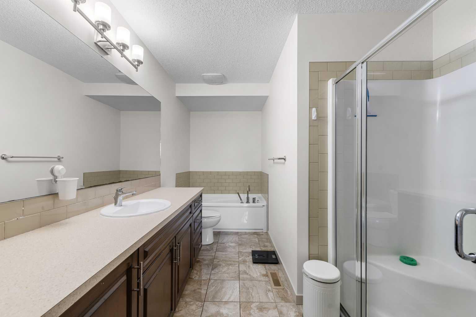 107 MASTERS Heights SE