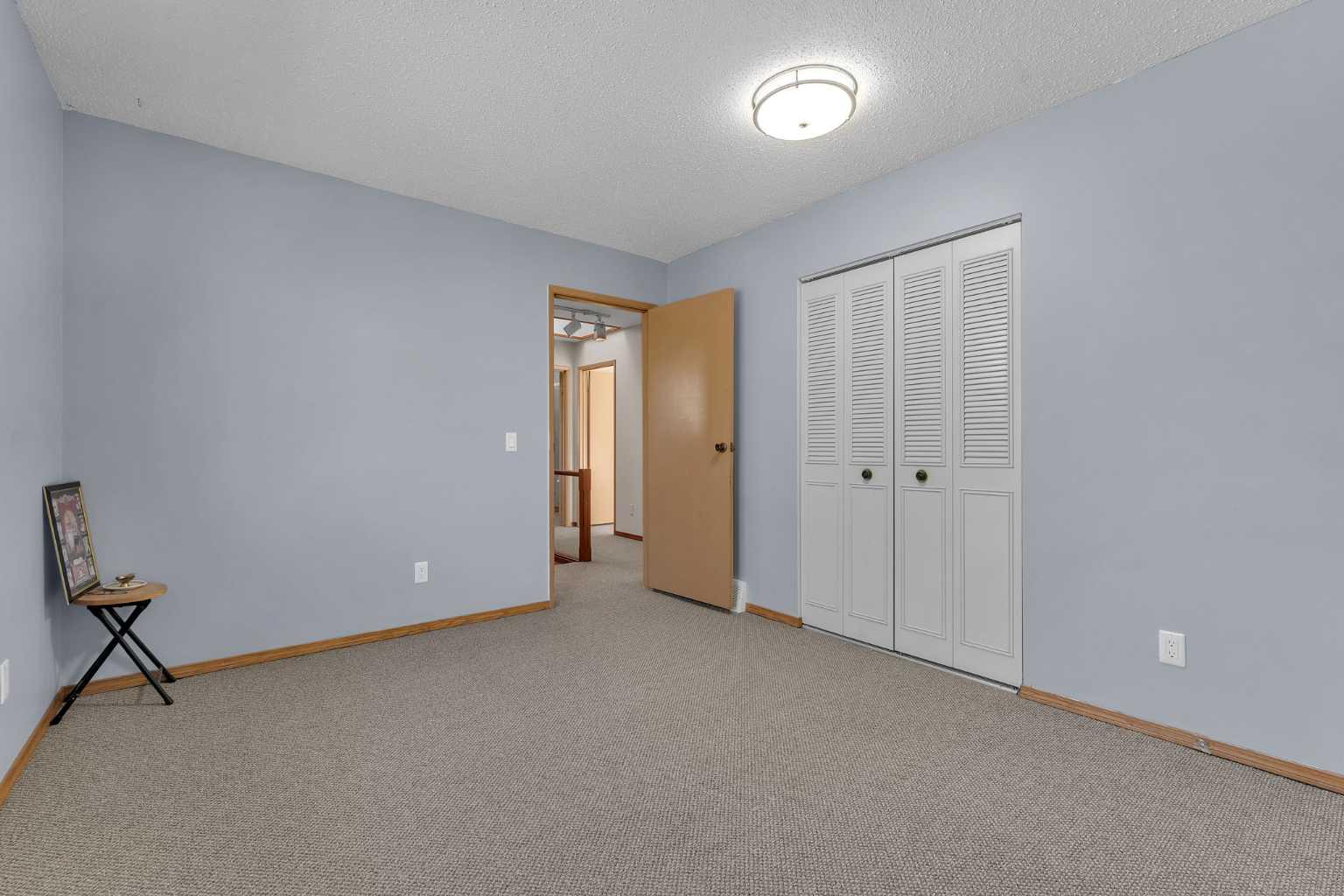 233081 Glenmore View Road 