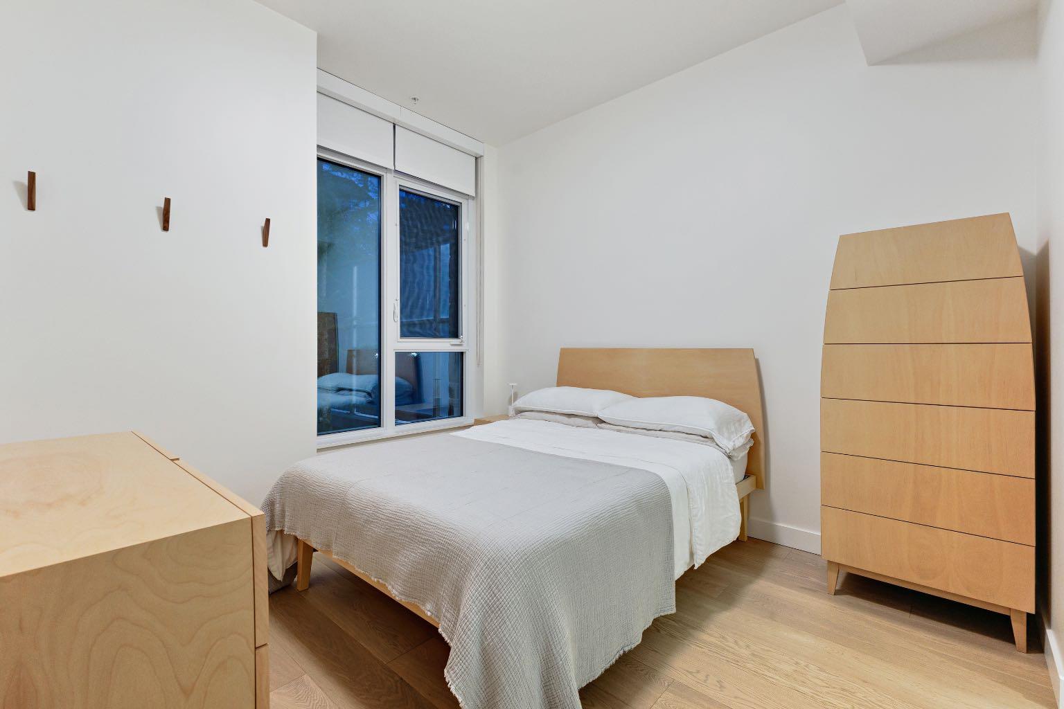 104, 128 Waterfront Court SW