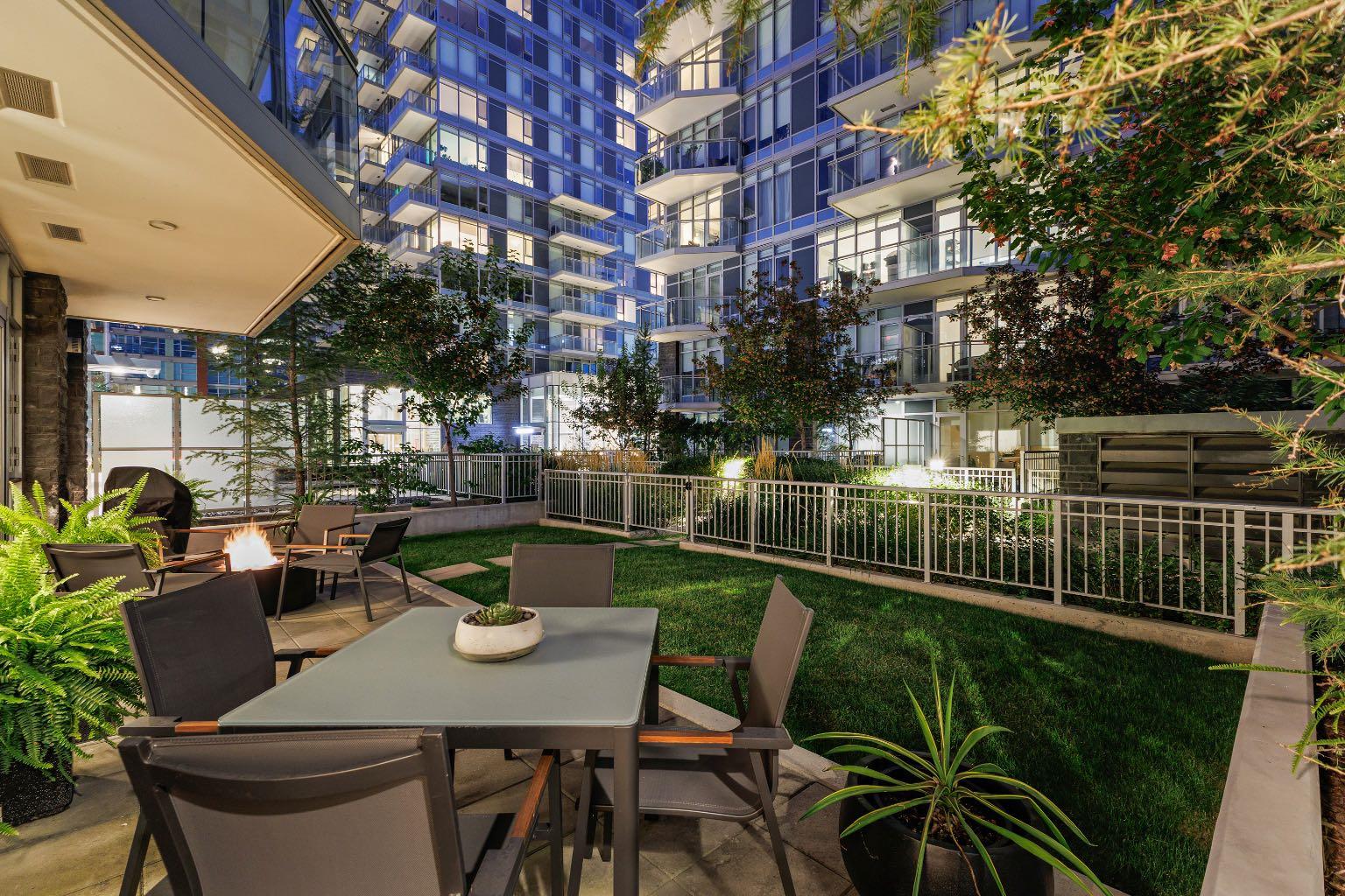 104, 128 Waterfront Court SW