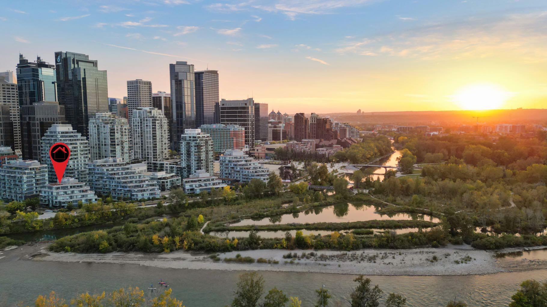104, 128 Waterfront Court SW