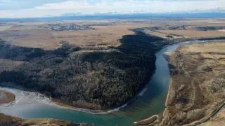 75.50 Acres North Springbank  5;3;25;28;SE  