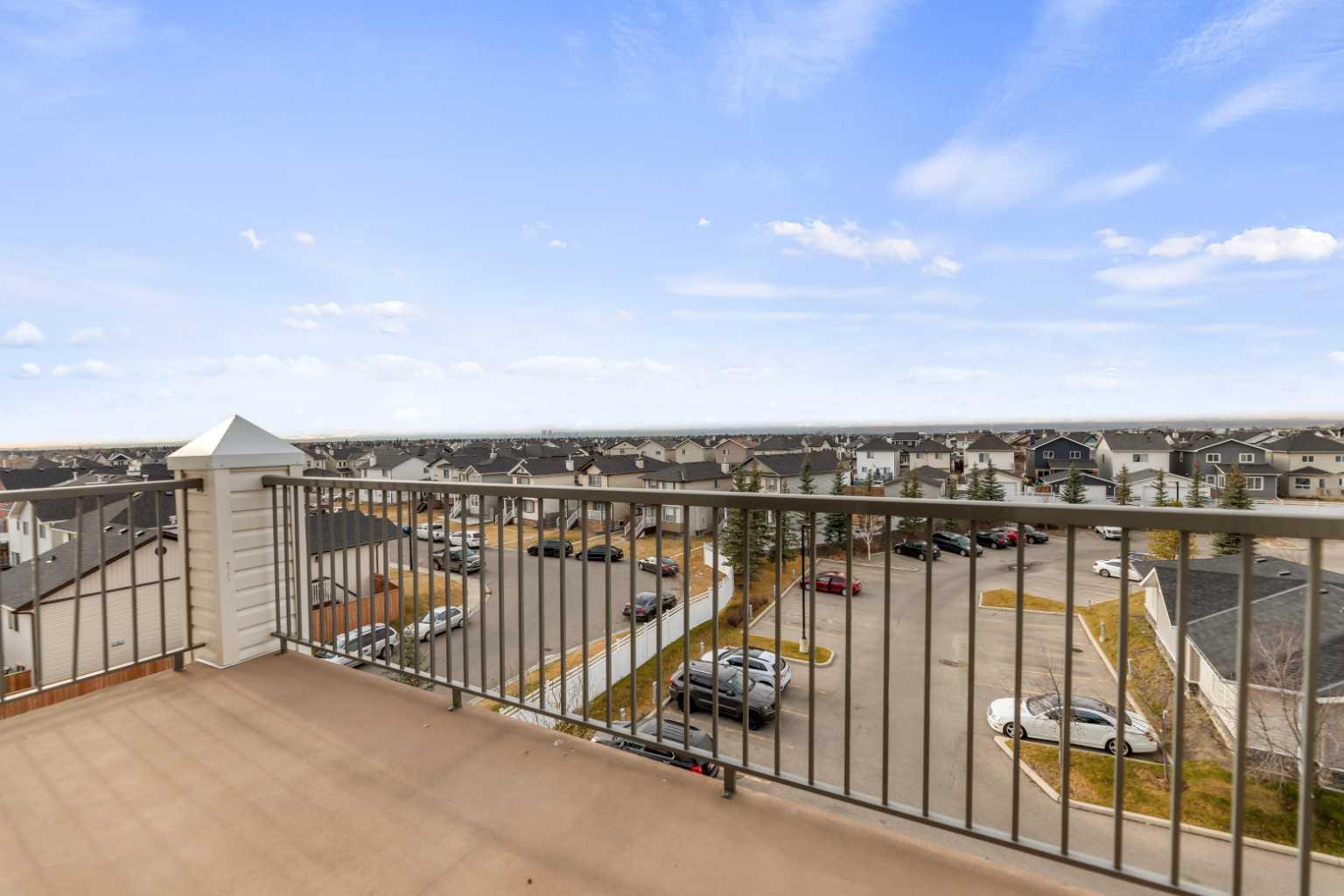 2420, 333 Taravista Drive NE