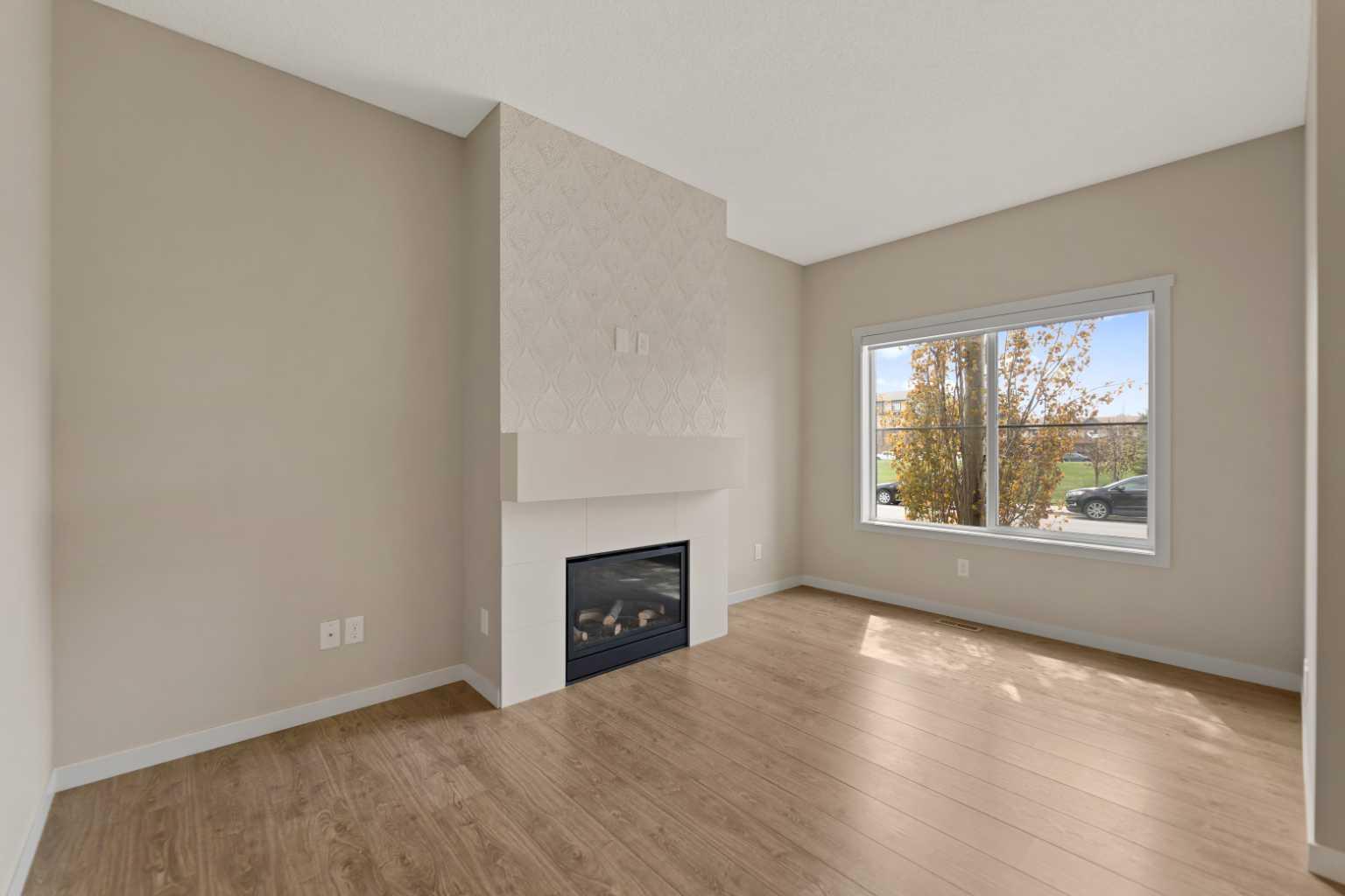 81 Copperpond Landing SE