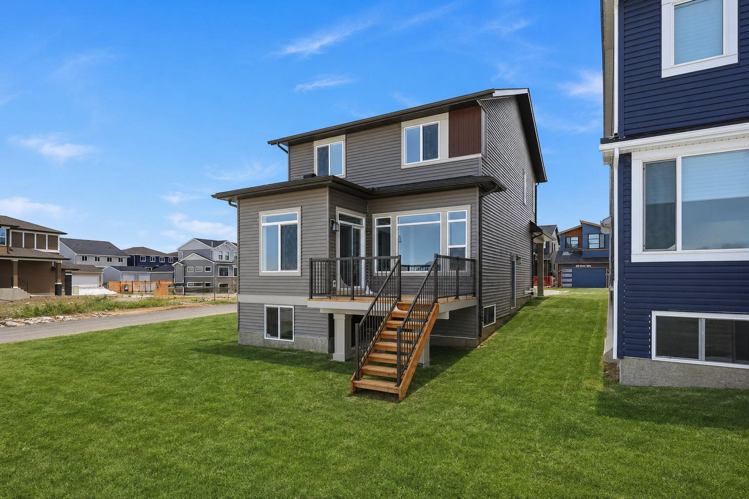 170 Herron Way NE