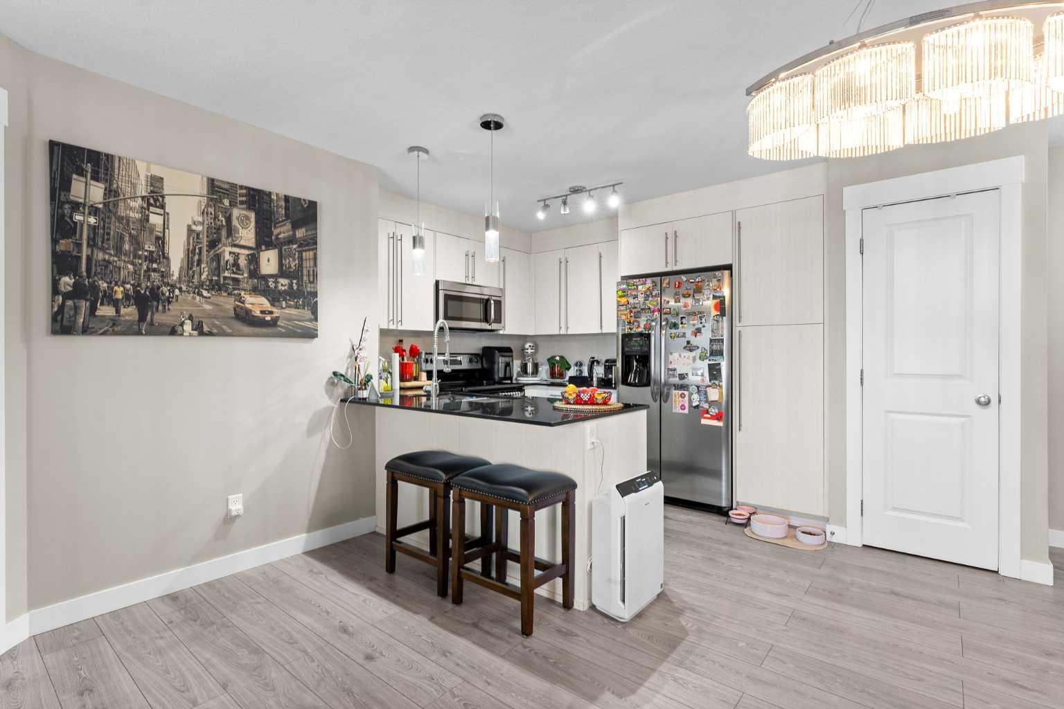 3407, 11 Mahogany Row SE