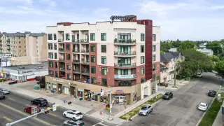 1406 Centre Street N