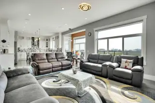 275113 TWP RD 240  