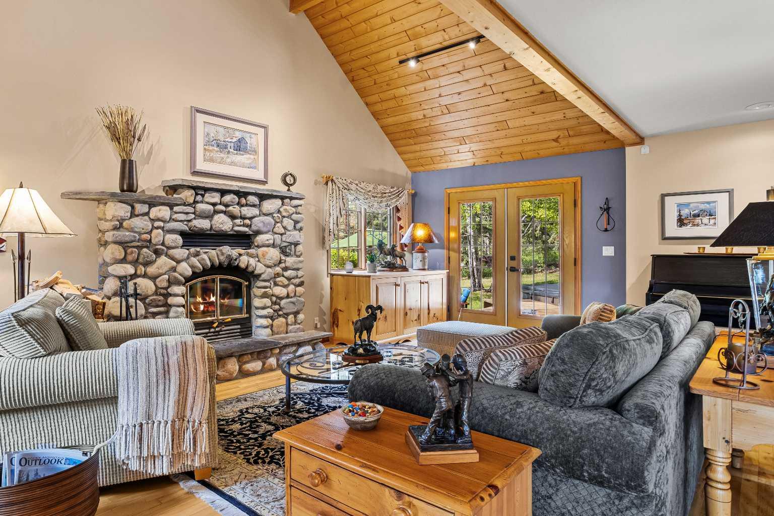 216 Bow River Drive 