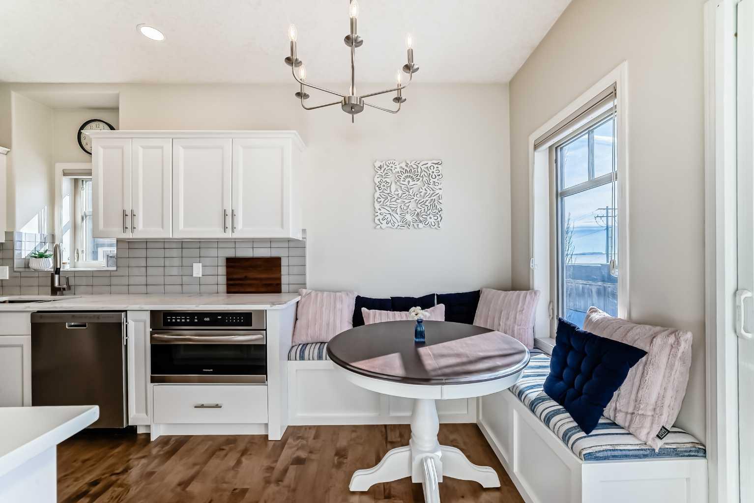 5 Bridle Estates Road SW