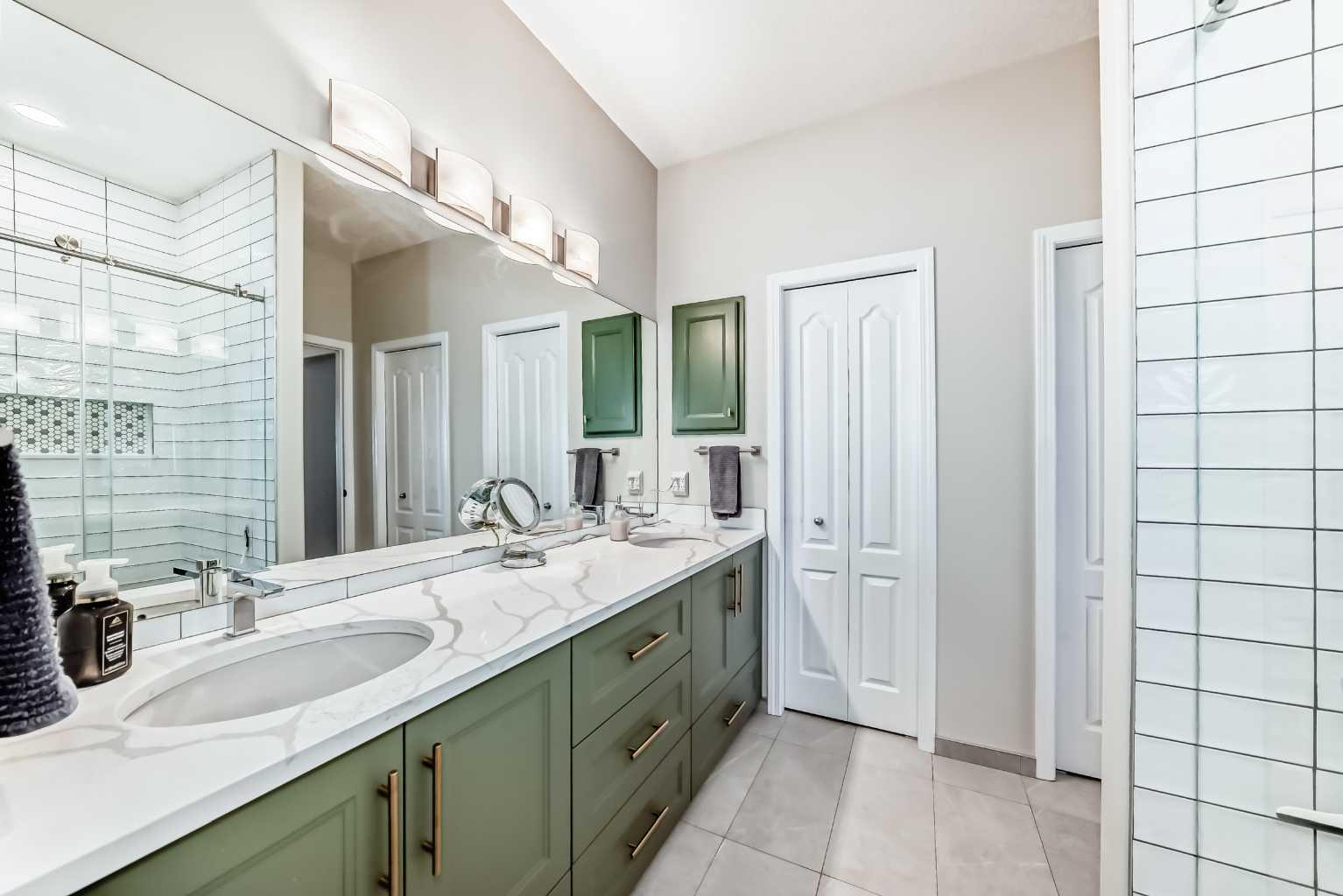 5 Bridle Estates Road SW