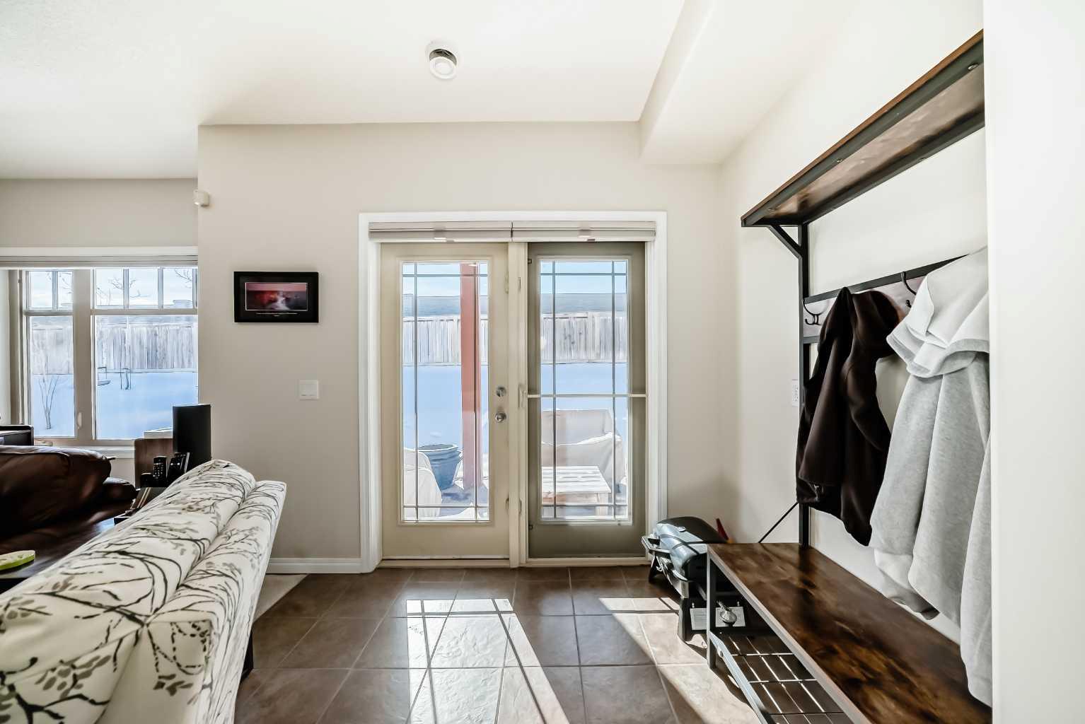 5 Bridle Estates Road SW