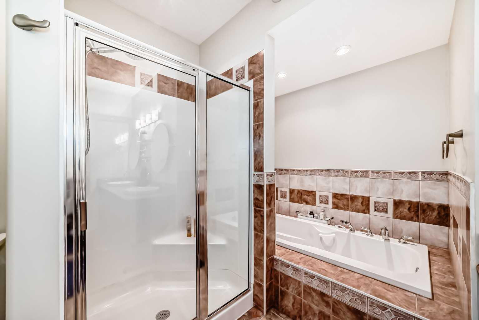 5 Bridle Estates Road SW