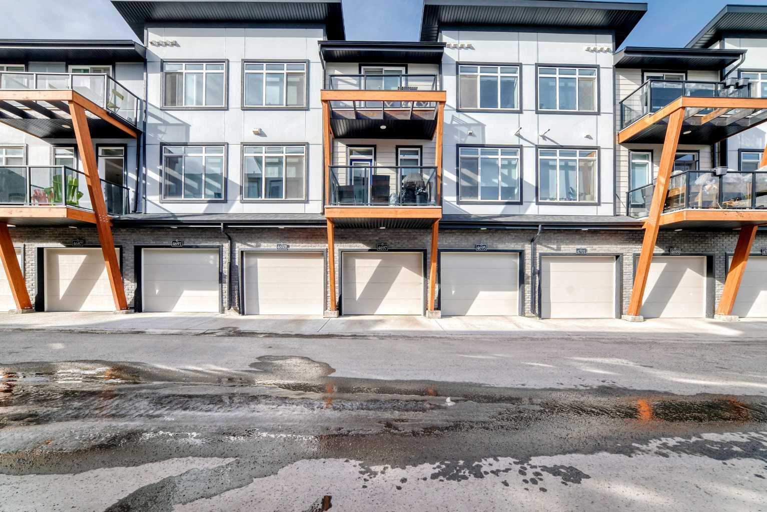 4697 SETON Drive SE