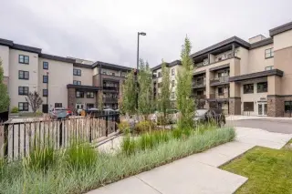 3103, 80 Greenbriar Place NW