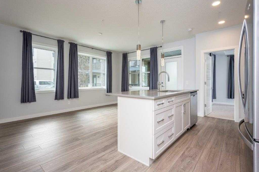 3103, 80 Greenbriar Place NW
