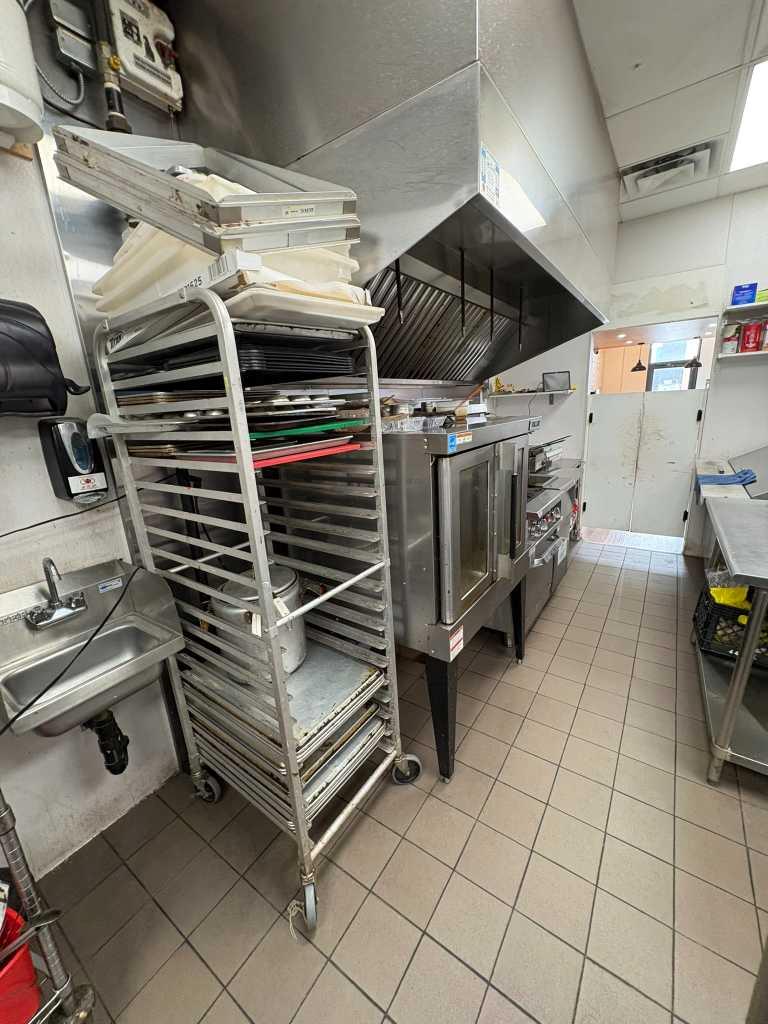 30 Savanna Cres Crescent NE