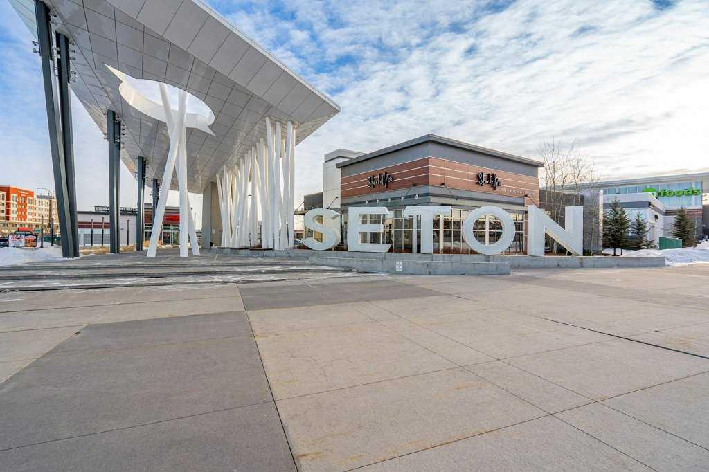2111, 20295 SETON Way SE
