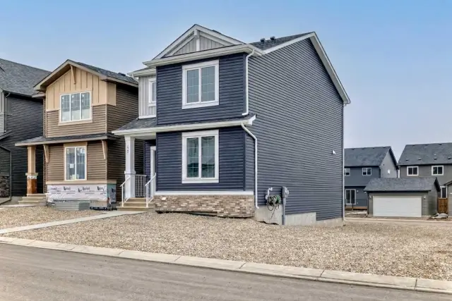 48 Monarch Bend 