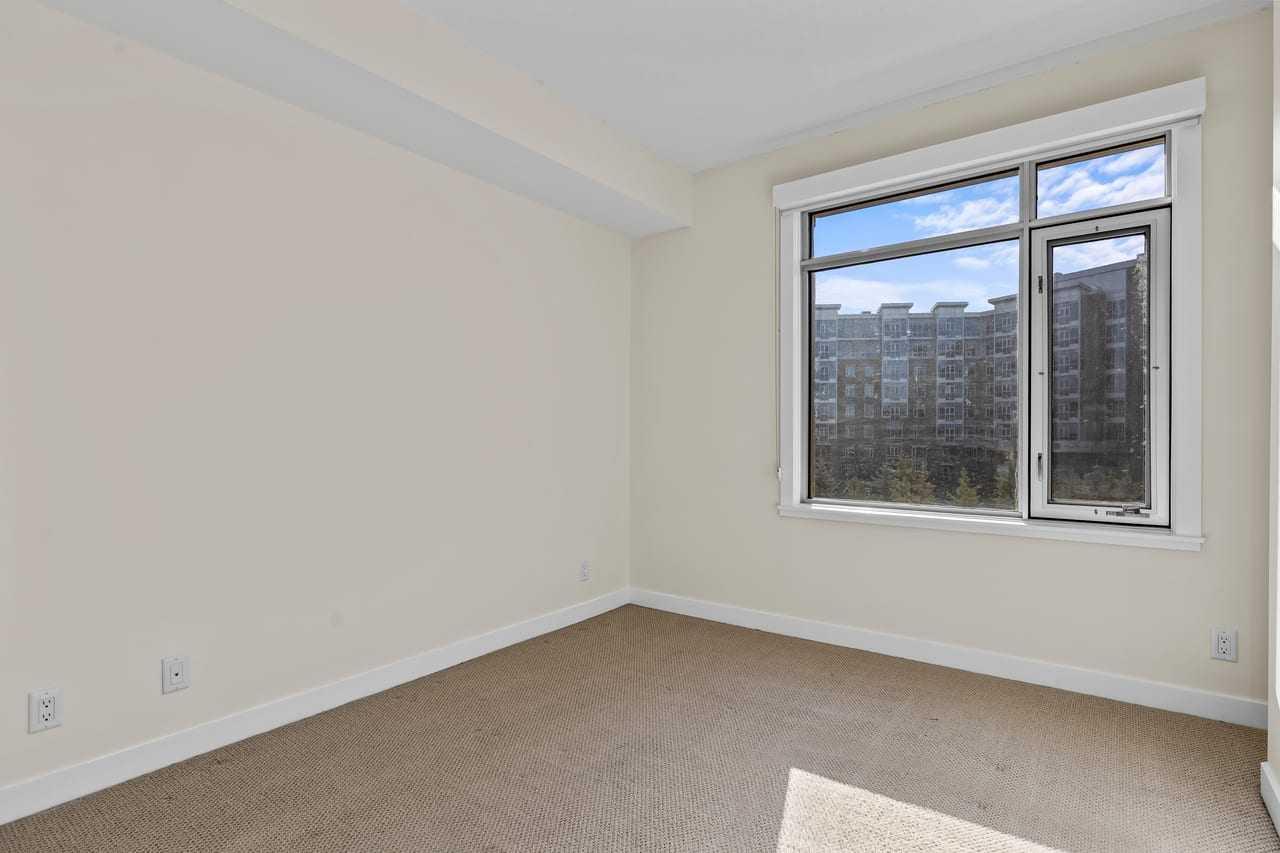 310, 16 Varsity Estates Circle NW