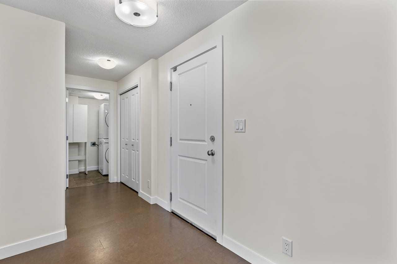 310, 16 Varsity Estates Circle NW