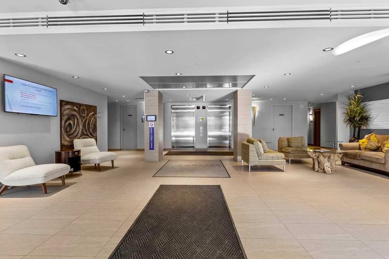 310, 16 Varsity Estates Circle NW