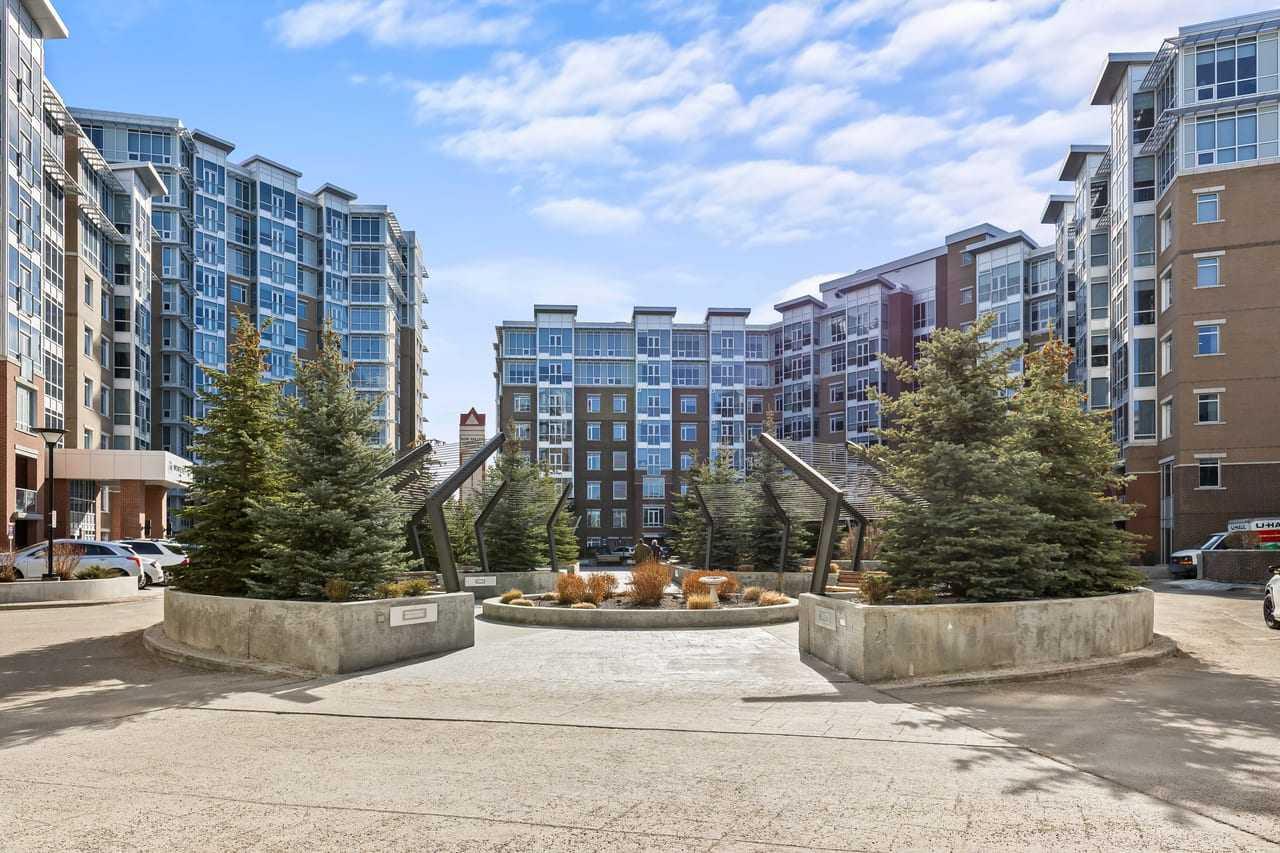 310, 16 Varsity Estates Circle NW