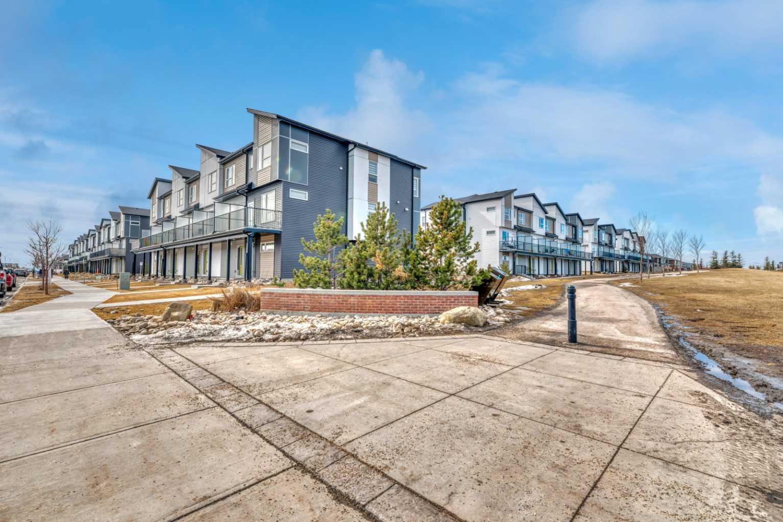 337, 301 Redstone Boulevard NE