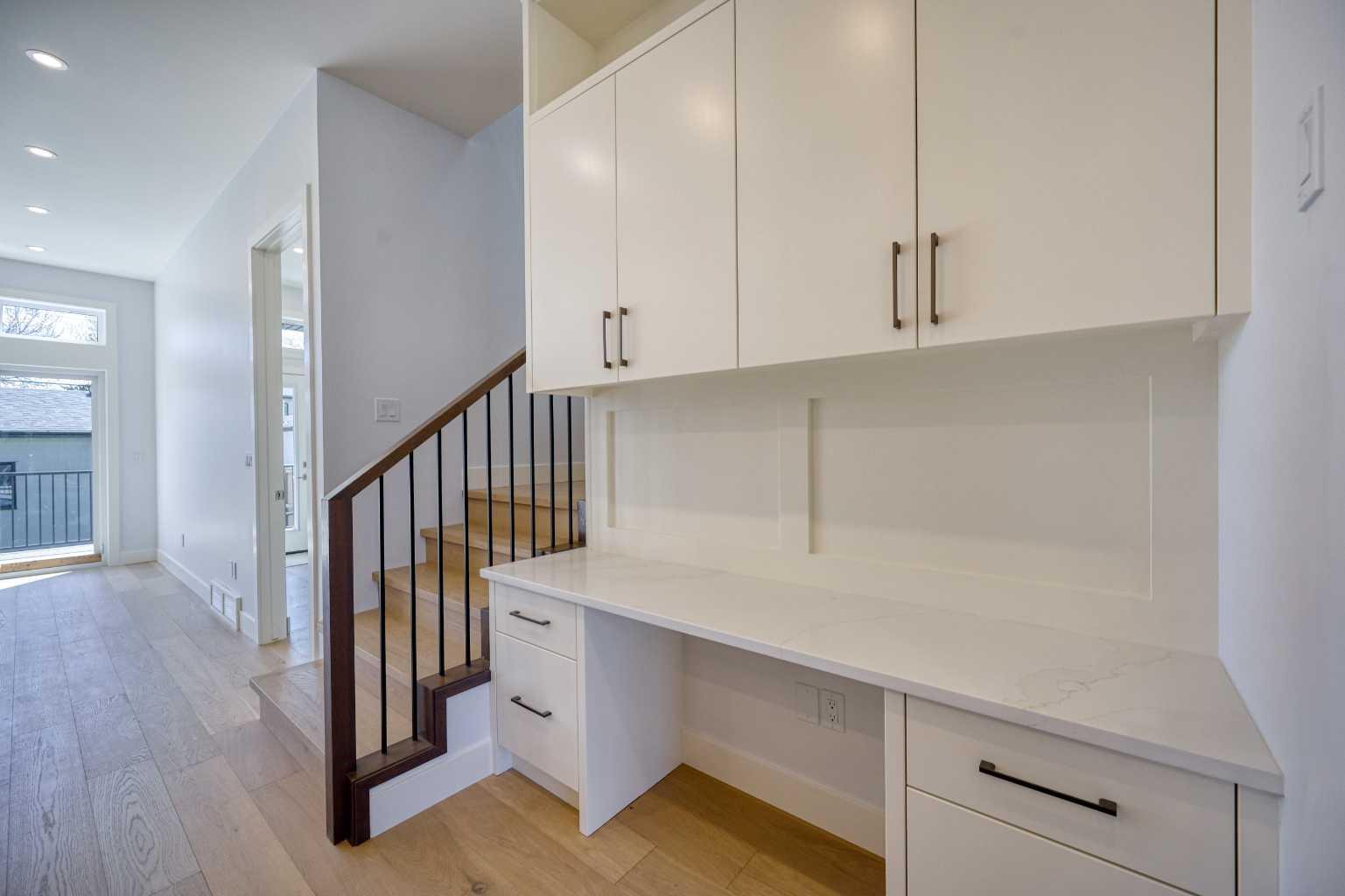 2008 26A Street SW