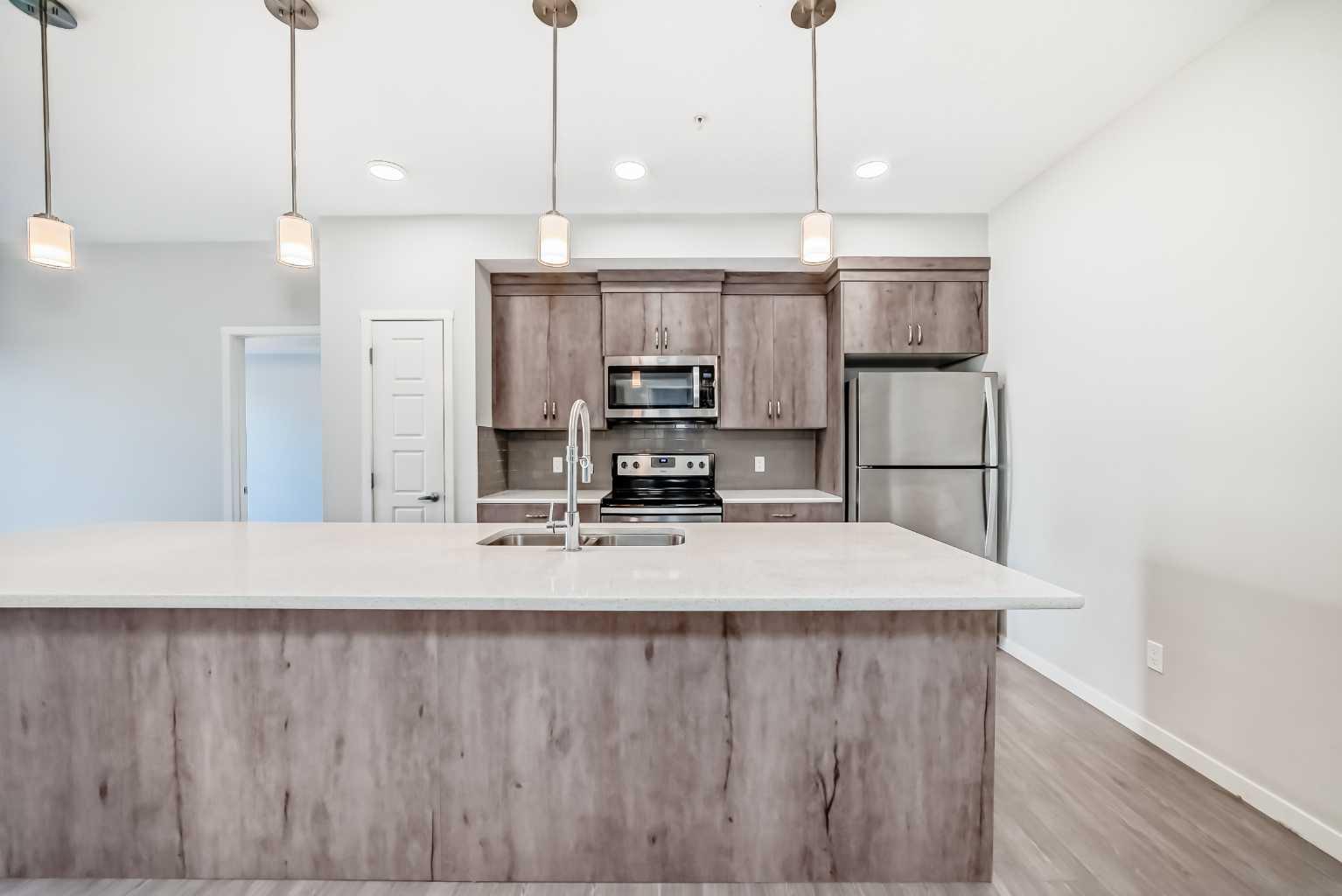 212, 20 Seton Park SE