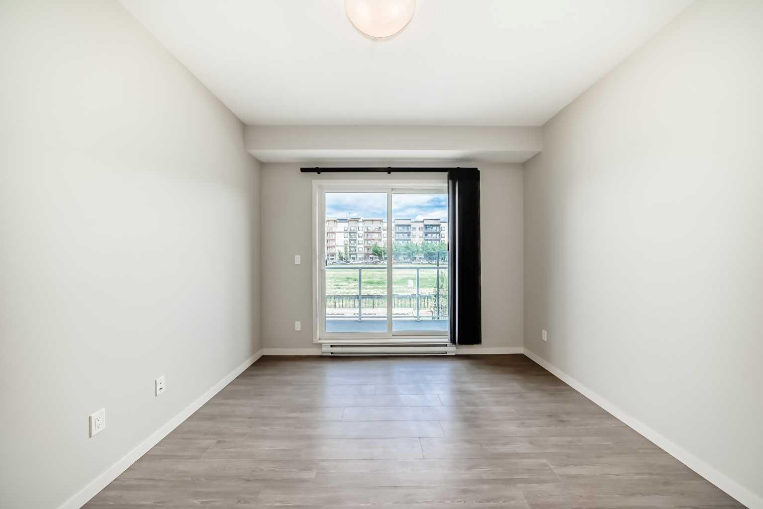 212, 20 Seton Park SE