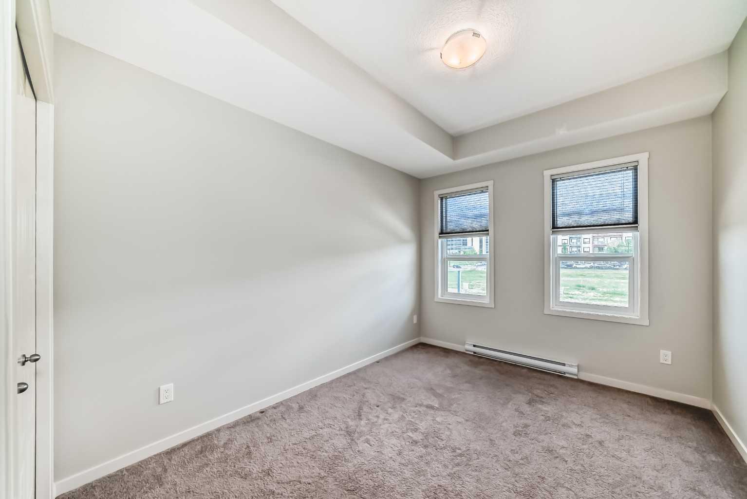 212, 20 Seton Park SE