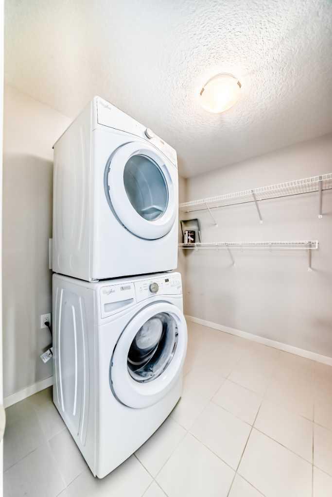 212, 20 Seton Park SE