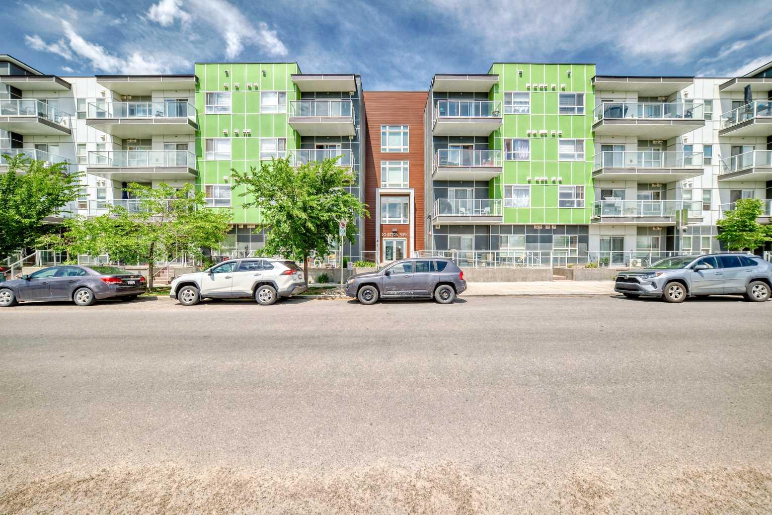 212, 20 Seton Park SE