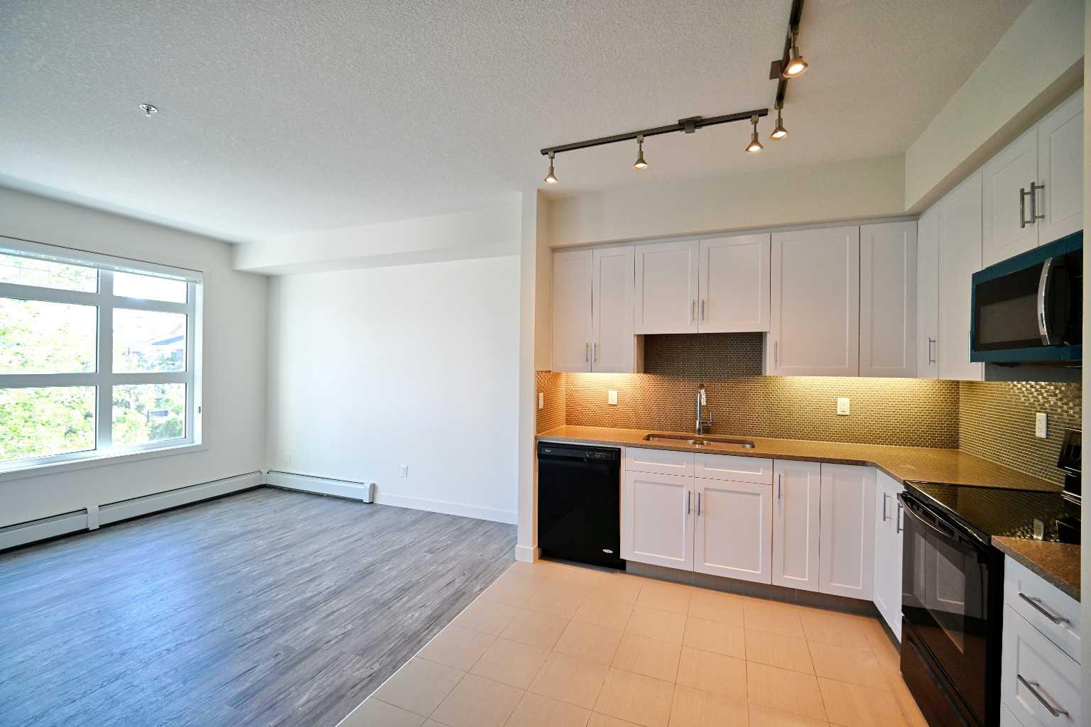 226, 25 AUBURN MEADOWS Avenue SE