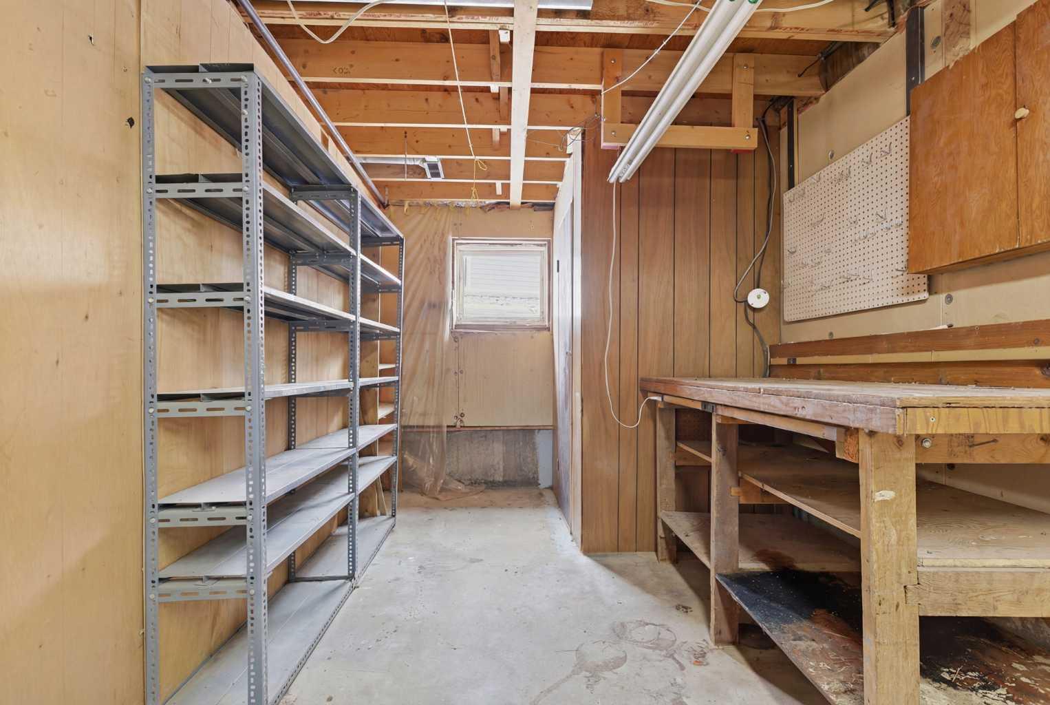 32 Fonda Mews SE