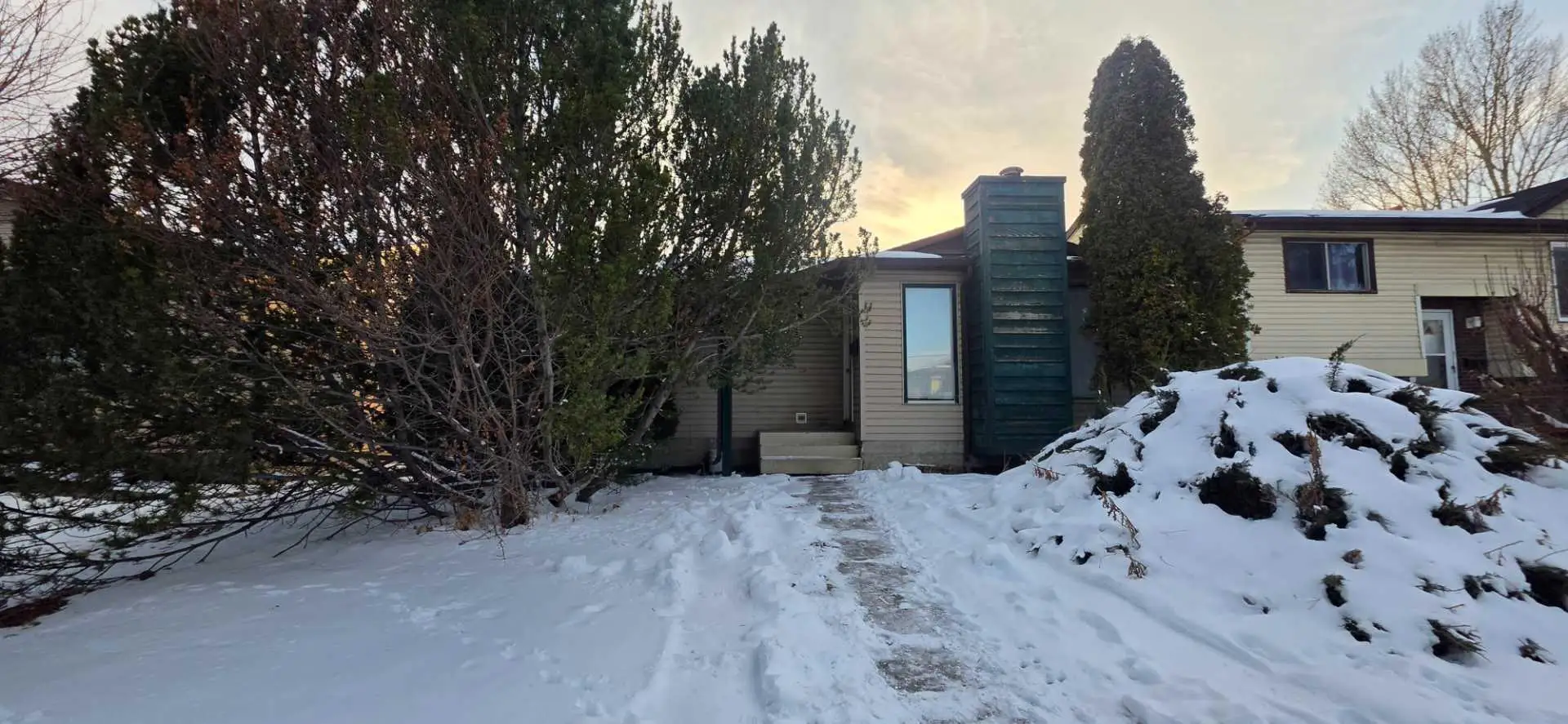 235 Fallswater Road NE