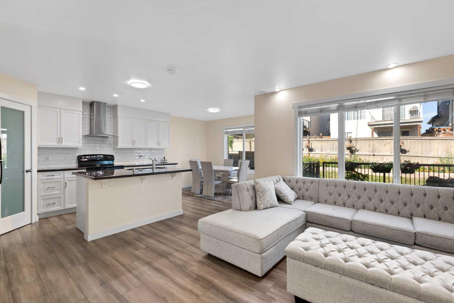 71 Kinlea Link NW