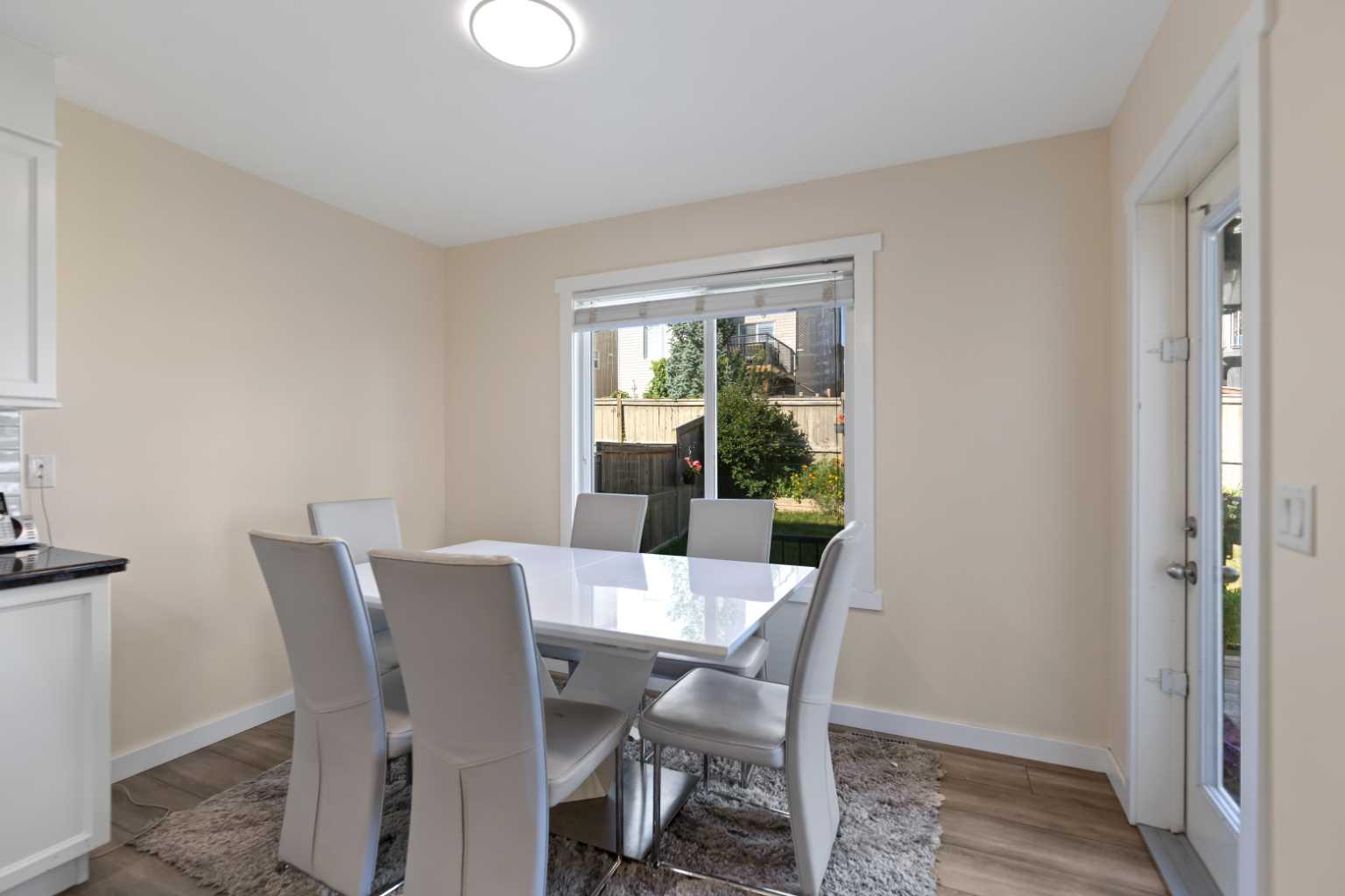 71 Kinlea Link NW