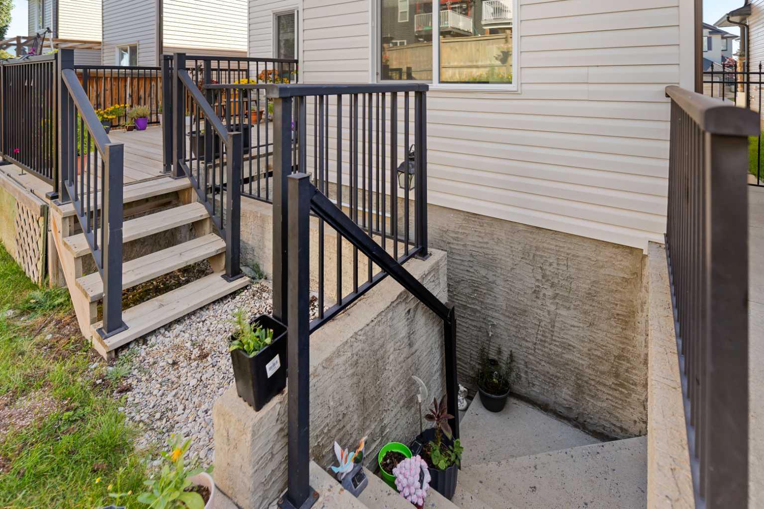 71 Kinlea Link NW