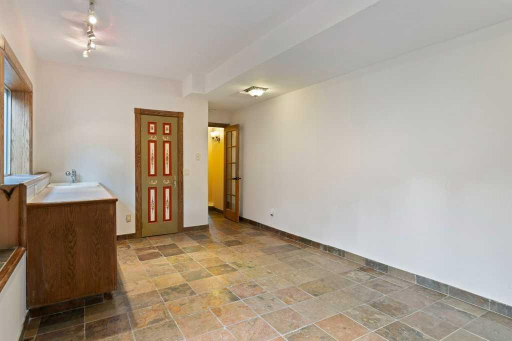 764 East Chestermere Drive 