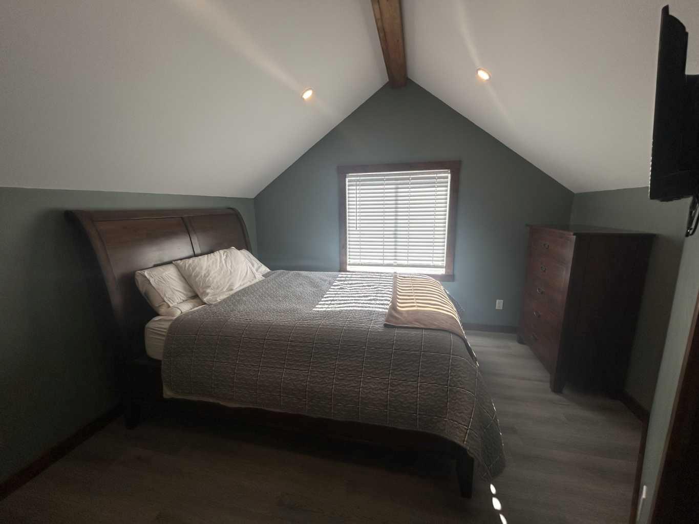 216 Cottageclub Crescent 
