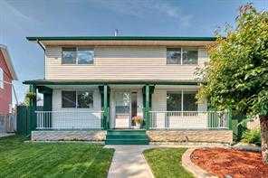 420 Whitehorn Place NE